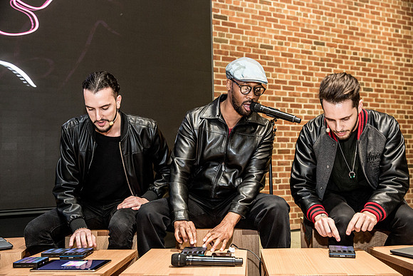 RZA@ Parisi - Roli Bloc Acitvation At Apple Store